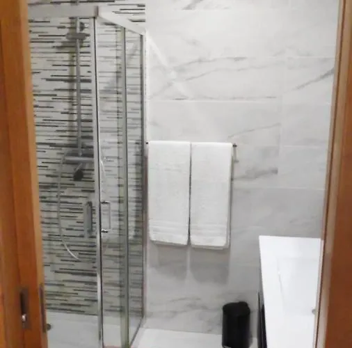 Porta 116 - Free Private Parking * Vila Real